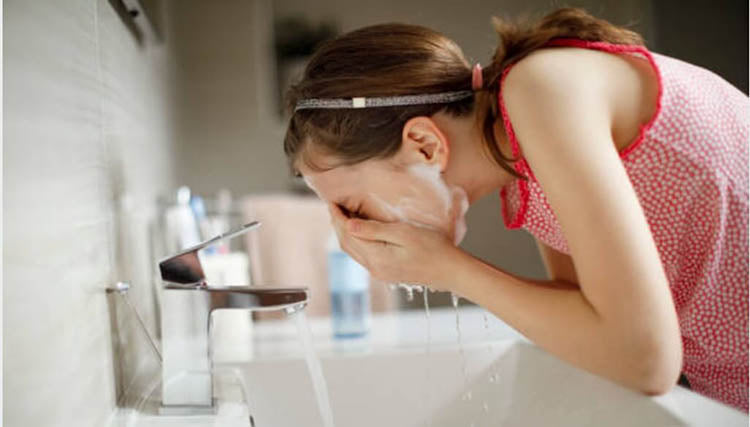 Skincare 101: What are Cleansers?